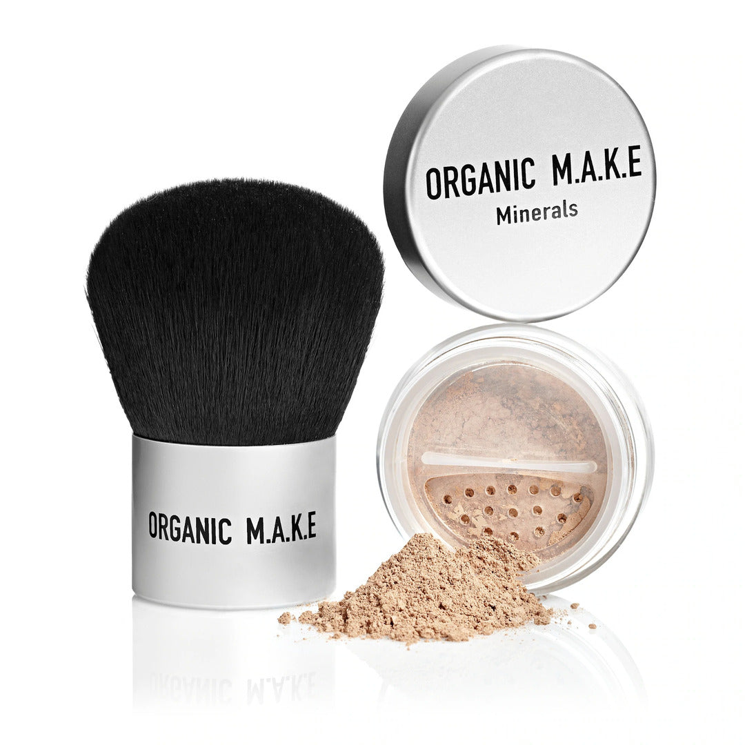 Vital Reaction Organic Make Starter Kit 10 case lot with brush and open foundation